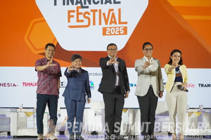 Text foto : Walikota Medan Rico Waas saat menjadi keynote speaker pada perhelatan LPS Finance Festival 2025 di Regale Convention Center, Rabu (20/8). (Foto : Ist)
