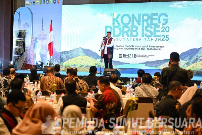 Text foto : Gubernur Sumatera Utara (Sumut) Muhammad Bobby Afif Nasution bersama Forkopimda dan BPS secara bersamaan 