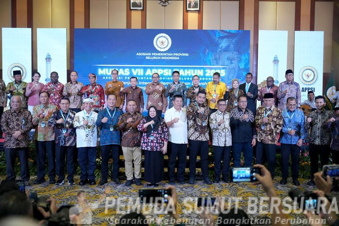 Text foto : Gubernur Sumatera Utara Bobby Nasution menghadiri Musyawarah Nasional (Munas) Asosiasi Pemerintah Provinsi Seluruh Indonesia (APPSI) di Hotel Borobudur, Jakarta, Kamis (23/10/2025). (Foto : Ist)