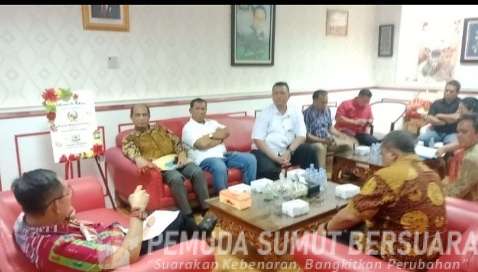 Panitia GKPS Helvetia Beraudiensi Ke Ketua DPRD Medan